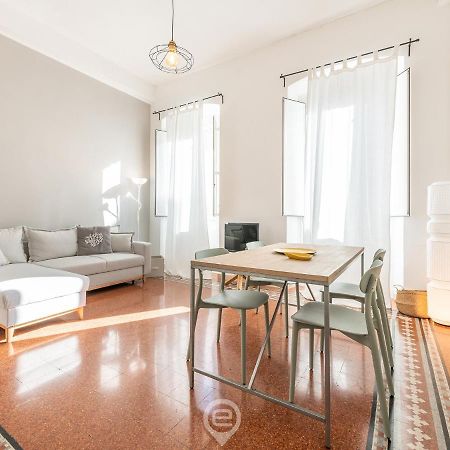 Mirabel Apartment - Wonderful Flat In City Center Cagliari Buitenkant foto