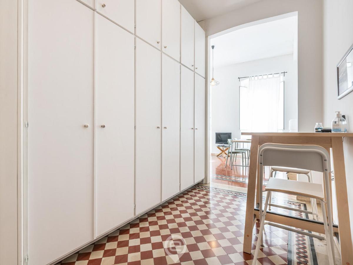 Mirabel Apartment - Wonderful Flat In City Center Cagliari Buitenkant foto